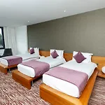 Hotel D