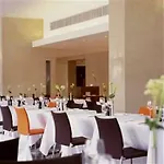 D Hotel 4*