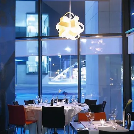 Hotel D