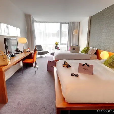 D Ξενοδοχείο